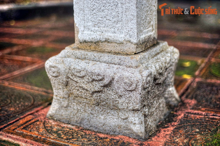 Theo quan niệm phổ biên, cổng tam quan tượng trưng cho Tam bảo, là ba cơ sở chính của Phật giáo gồm Phật, Pháp, Tăng, tức là bậc giác ngộ, giáo pháp của bậc giác ngộ và những người bạn đồng học.