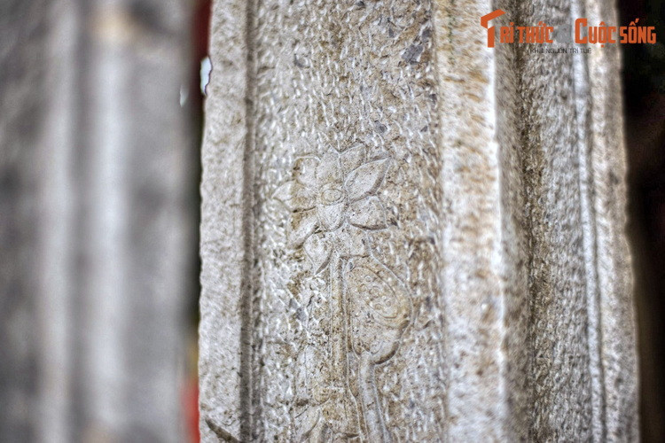 Thuyết khác thì cho rằng tam quan là "tam giải thoát môn" của Thiền tông gồm cửa Không, cửa Vô tác và cửa Vô tướng (Vô nguyện). Vì vậy mà dạng kiến trúc này chỉ xuất hiện ở các nước có truyền thống Phật giáo Thiền tông, trong đó có Việt Nam.