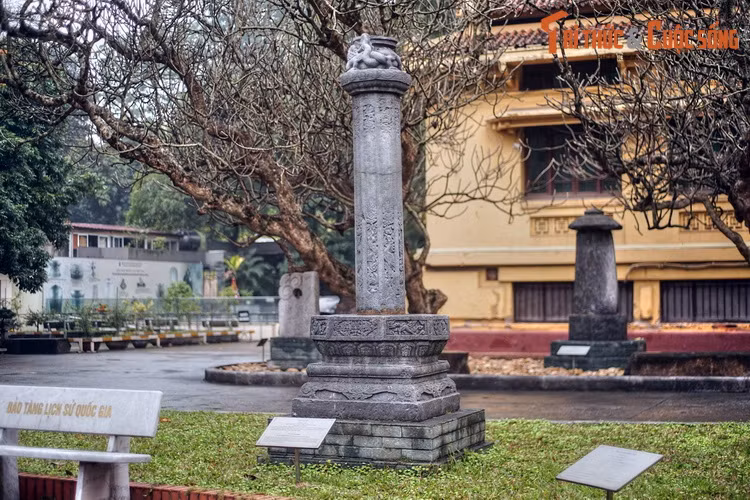 Với những ý nghĩa to lớn về lịch sử, văn hóa và nghệ thuật, cây hương đá chùa Tứ Kỳ đã được công nhận là Bảo vật quốc gia của Việt Nam vào ngày 25/12/2021.