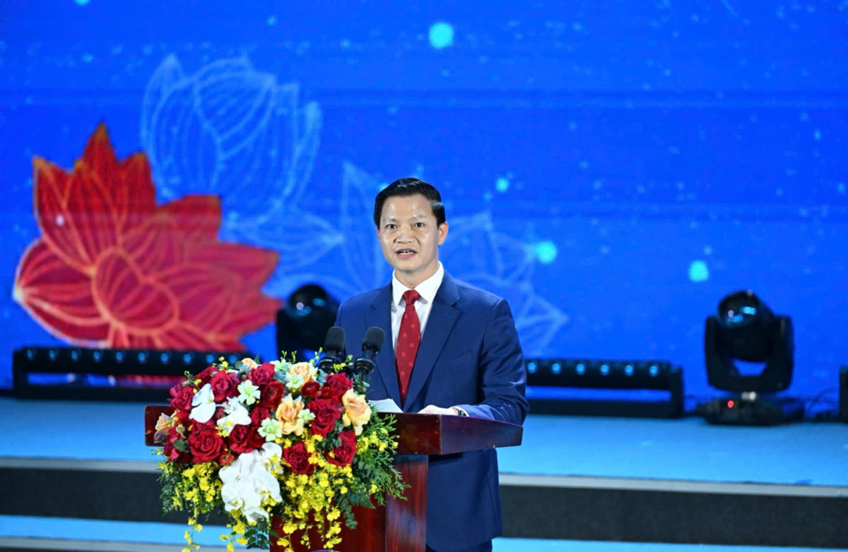 Kỷ niệm 15 năm dân ca quan họ Bắc Ninh được UNESCO vinh danh Ky niem 15 nam dan ca quan ho Bac Ninh duoc UNESCO vinh danh