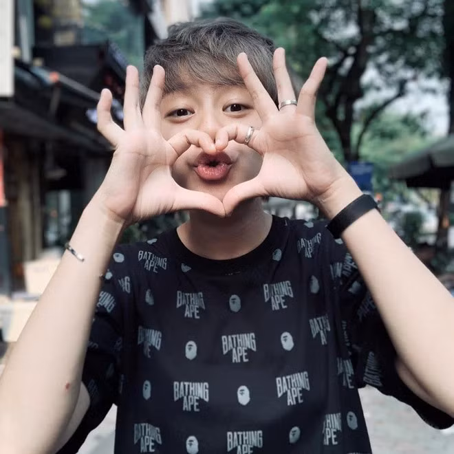 Dàn diễn viên Về nhà đi con "lột xác" sau khi hết phim - Hình 7 Dan dien vien Ve nha di con