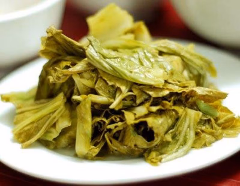 Dua chua muoi an ngay hai suc khoe the nao?