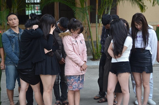 Doc gi hom nay 28/11: Cach mua ve online tran Viet Nam - Philippines-Hinh-5