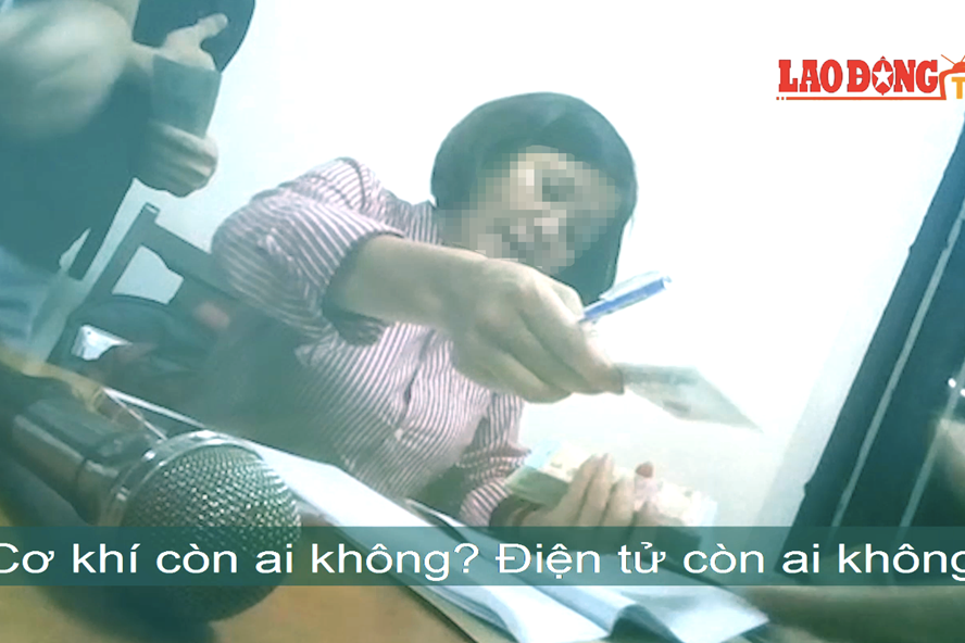 Tien ti “chong truot” dau ra ngoai ngu tai Dai hoc Cong nghiep Ha Noi