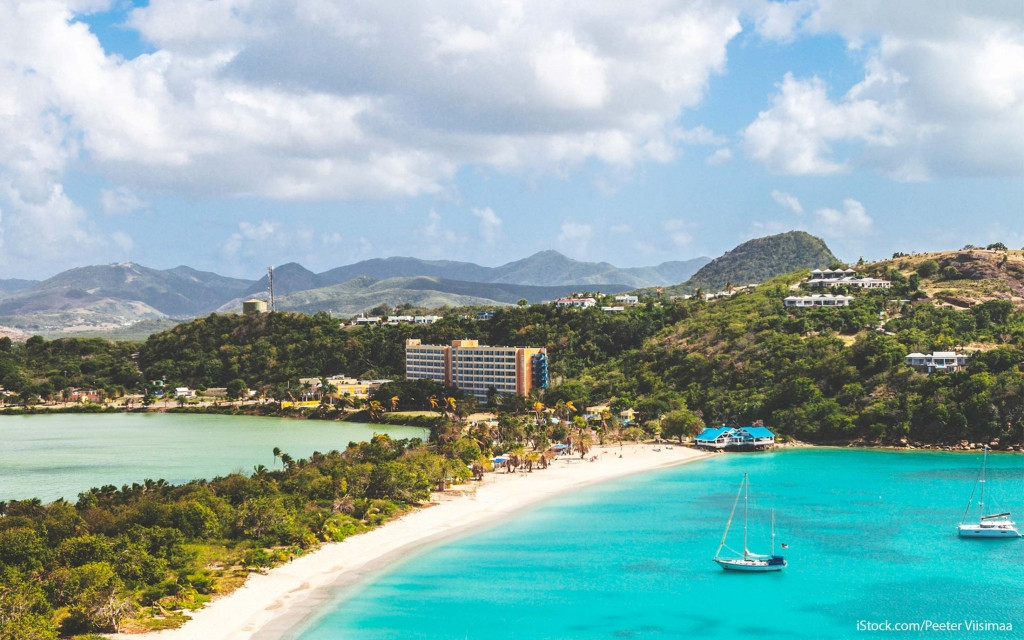 Quốc gia mà “Vũ nhôm” khai mang quốc tịch thứ 2 có gì đặc biệt? Antigua và Barbuda là một quốc gia độc lập thuộc Khối Thịnh vượng chung (Commonwealth). Antigua và Barbuda gồm hai hòn đảo chính và nhiều đảo nhỏ, nằm giữa biển Caribê và Bắc Đại Tây Dương, phía đông - đông nam lãnh thổ Puerto Rico.