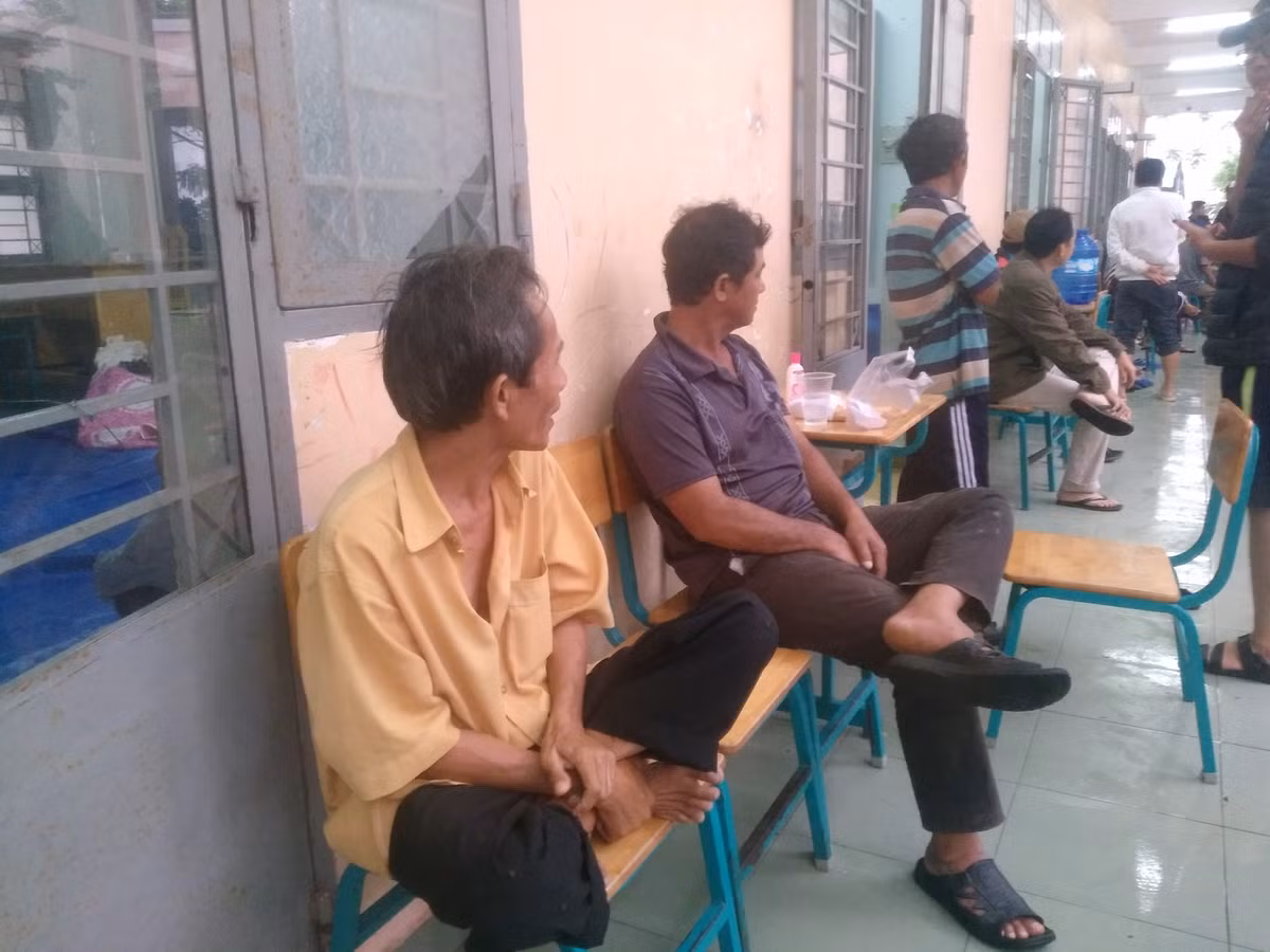 Người dân vùng ven biển của TP HCM “thất thần” trước bão số 9 - Hình 5 Nguoi dan vung ven bien cua TP HCM “that than” truoc bao so 9-Hinh-5