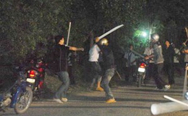 Di dam cuoi, thanh nien 9x bi dam chet trong dem