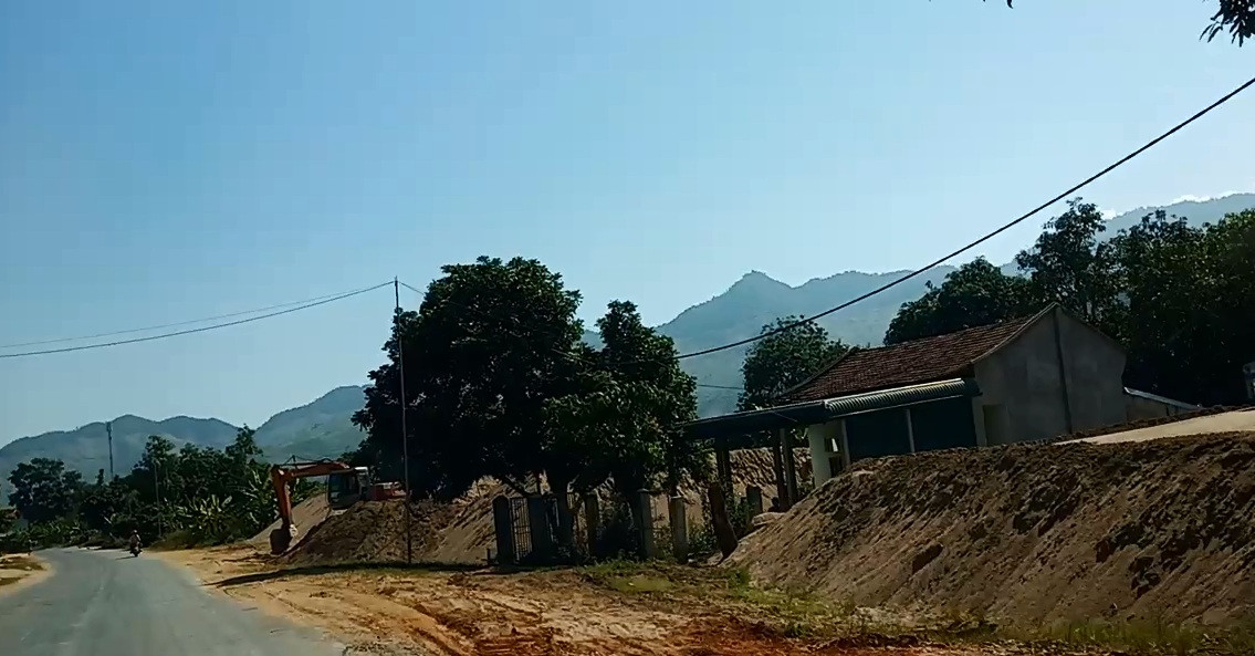 Son La: “Cat tac” ngang nhien long hanh nhon nhip tren song Ma-Hinh-4