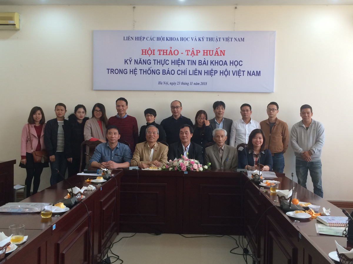 Vusta to chuc Hoi thao Ky nang thuc hien tin, bai khoa hoc trong bao chi-Hinh-2