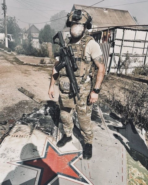 Ông Tumanov nhấn mạnh: “Những người nhận được mảnh vỡ chiếc máy bay không người lái tàng hình này sẽ tháo rời nó đến từng con vít nhỏ nhất, và tất nhiên họ sẽ làm quen với nội dung phong phú bên trong”.