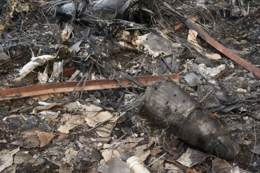 Nhiều khả năng chiếc UAV nói trên đi được khoảng cách xa như vậy là do bị mất kiểm soát, sau đó nó bị máy bay chiến đấu Nga bắn hạ nhằm tránh để lọt bí mật quân sự vào tay Lực lượng vũ trang Ukraine.