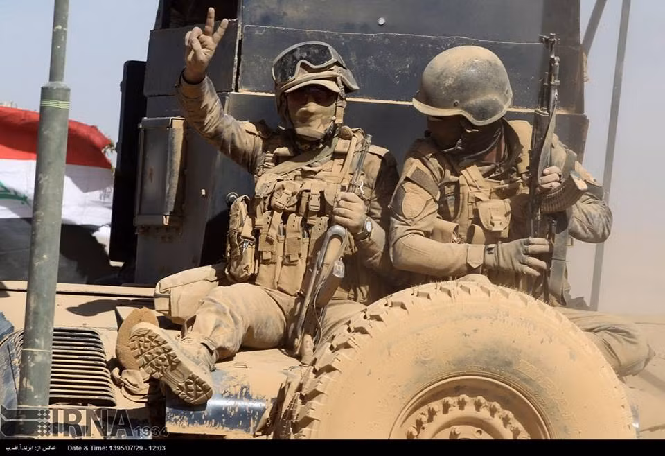 Binh sĩ Iraq (gồm nhiều lực lượng) được trang bị khá tốt về mặt trang bị cá nhân. Nguồn ảnh: IRNA