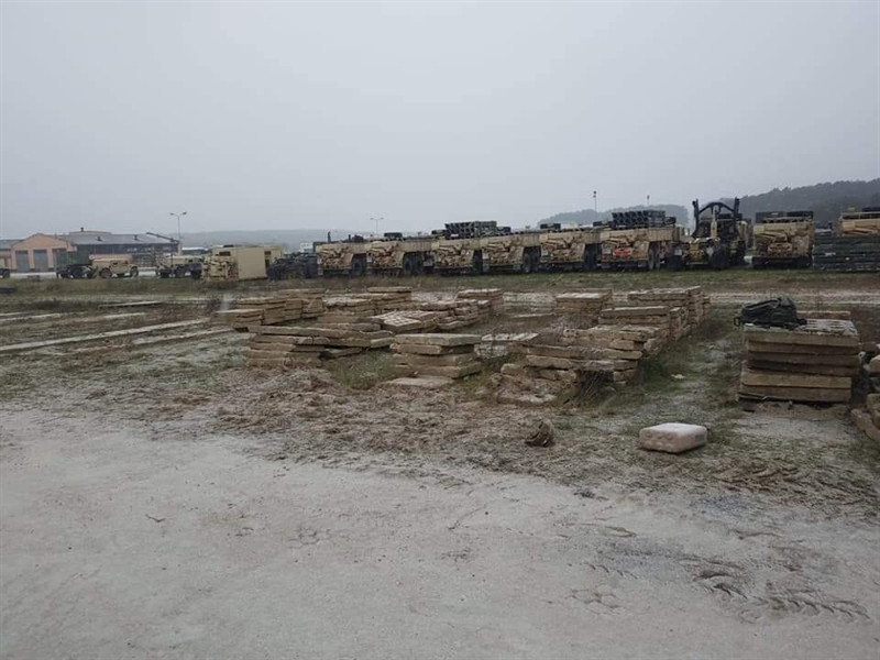 Sự xuất hiện của hệ thống này khiến tất cả các kẻ thù tiềm năng, trong đó có Liên Xô, đều phải sợ đối mặt với hệ thống này của Mỹ. Theo nguồn tin này không có gì ngạc nhiên, bởi M270 có khả năng tiêu diệt mục tiêu bằng các tên lửa không điều khiển trong thời gian rất ngắn và kẻ thù hoàn toàn không kịp phản ứng và không hiểu điều gì đã xảy ra.