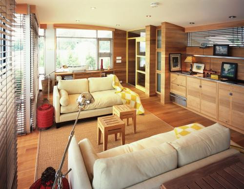 Khi sửa chữa cần phải chú ý đến phong thủy nhà ở. Cần phải xem phong thủy nhà trước nếu có gì không phù hợp thì điều chỉnh còn đã phù hợp rồi cần phải tránh động chạm làm hỏng phong thủy.