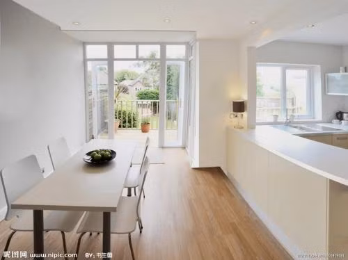 Khi sửa chữa nên mở cửa sổ rộng ra chút, điều chỉnh ánh sáng phòng khác sáng hơn các không gian khác trong nhà điều này sẽ mang đến sự may mắn cho gia chủ.