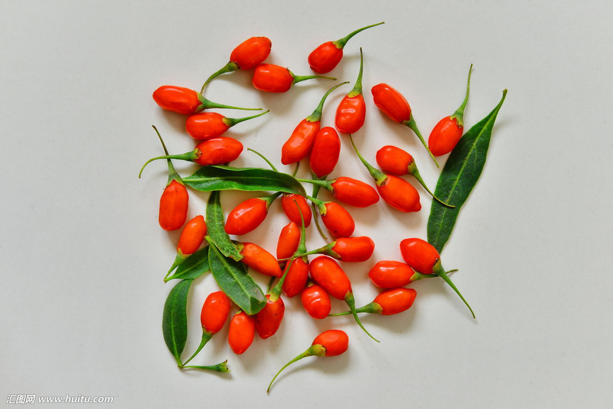 Thường xuyên dùng kỷ tử có thể giúp hạ nhiệt, tỉnh thần, dưỡng gan, dưỡng mắt. Tuy nhiên để phát huy tối đa công dụng của kỷ tử cần phải ăn đúng vào thời điểm.