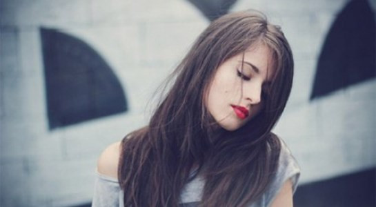 Yêu thể thao: Chăm chỉ vận động, luyện tập thể thao sẽ giúp phụ nữ tăng cường trao đổi chất, tăng độ dẻo dai của cơ thể, làm chậm quá trình lão hóa.