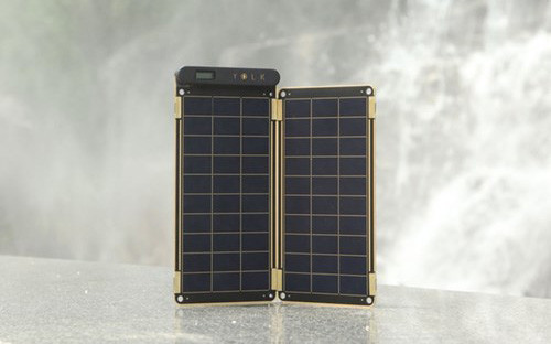 Hiện tại, bộ sạc pin năng lượng mặt trời Solar Paper 5W có giá bán khoảng 69 USD cho bản công suất 5W, 99 USD cho bản công suất 7,5W và 129 USD cho bản công suất 10W. Dự kiến hàng sẽ được giao tận tay người dùng trong tháng 9/2015.