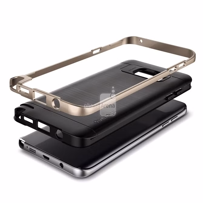 Tuy nhiên trông Note 5 có vẻ mỏng hơn và cạnh mặt sau được vát cong chứ không phải cạnh mặt trước như S6.