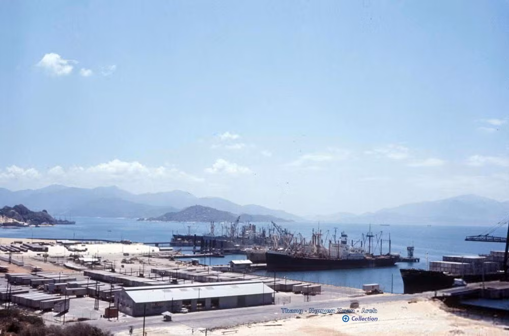 Trong cuộc Chiến tranh Việt Nam, Cam Ranh là căn cứ có vai trò hết sức quan trọng đối với quân đội Mỹ.