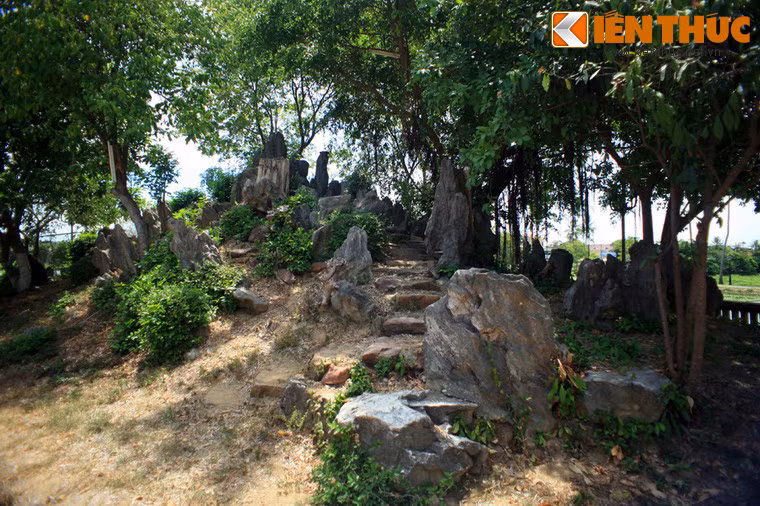 Cảnh đẹp của hồ Tịnh Tâm đã tạo nguồn thi hứng và trở thành đề tài cho nhiều bài thơ, chùm thơ nổi tiếng của các vua Nguyễn như Minh Mạng, Thiệu Trị, Tự Đức...