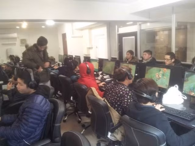 Dù sao, đây là một địa điểm khá thú vị cho những game thủ Việt tại Nhật Bản đang muốn tìm cho mình một địa điểm vi vu trong thế giới ảo với phong vị đặc trưng của người Việt.