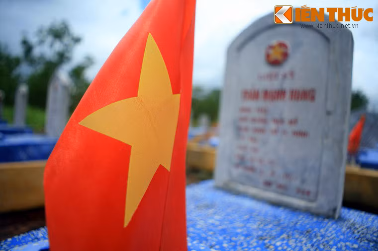 Đường 9 đã đi vào huyền thoại của quân và dân ta trong cuộc kháng chiến chống Mỹ bởi những chiến công hào hùng và oanh liệt, đỉnh cao là chiến thắng lẫy lừng Đường 9 - Nam Lào, đập tan cuộc hành quân Lam Sơn 719 của kẻ thù năm 1971.