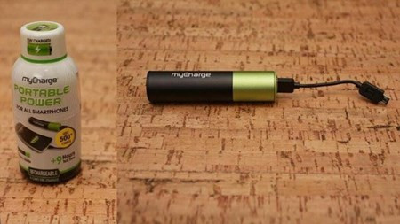 Sạc mini myCharge Energy Shot. Đây là sản phẩm sạc pin nhỏ nhất trên thị trường hiện nay, giá thị trường của nó chỉ là 20 USD.