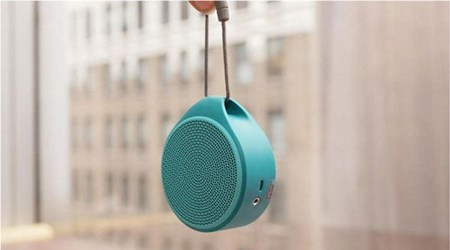  Loa Logitech X100 Bluetooth. Chỉ cần bỏ ra 40 USD, bạn sẽ có thể sở hữu chiếc loa Bluetooth di động, đối với những người sử dụng quen nghe nhạc bằng việc sử dụng điện thoại thông minh hoặc máy tính bảng, thì Loa Logitech X100 Bluetooth là một sự lựa chọn không tồi.