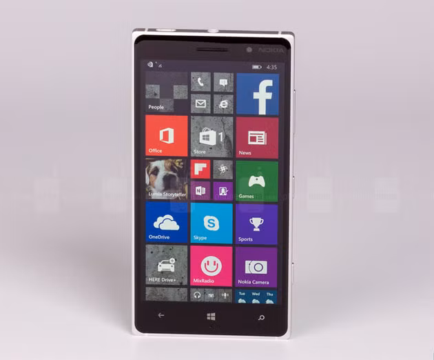  Nokia Lumia 830. Giá bán: Tùy nhà phân phối. Trong số những thiết bị cầm tay sử dụng nền tảng Windows Phone, Nokia Lumia 830 được đánh giá là một trong những smartphone tầm trung có thời lượng sử dụng pin lâu nhất với 9 giờ 19 phút. Nokia Lumia 830 được trang bị màn hình 5 inch độ phân giải 720 x 1280 pixel, RAM 1GB, pin dung lượng 2200 mAh.