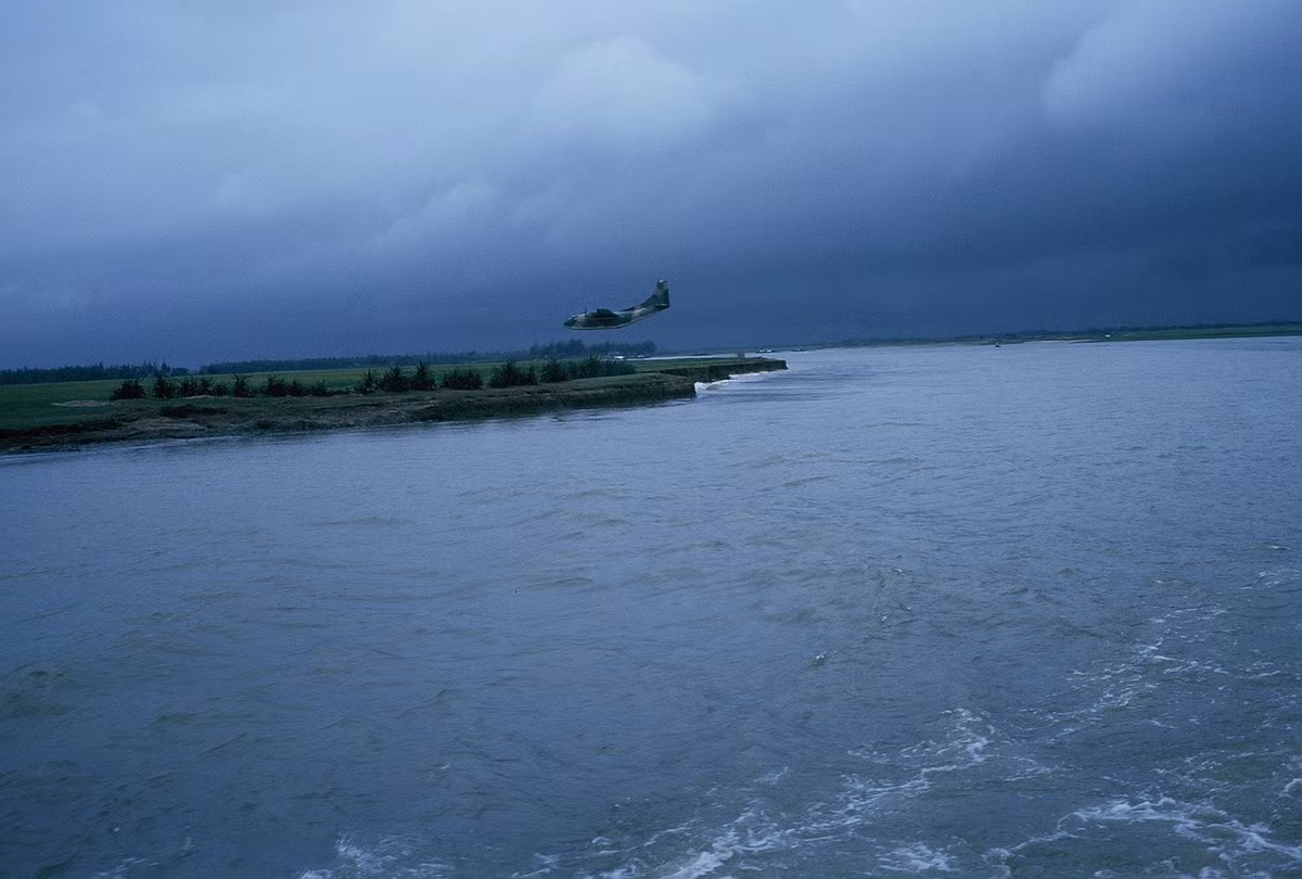 Trên sông Cửa Việt ở Quảng Trị.