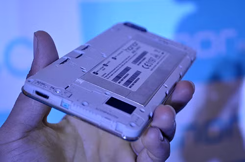 Hiện tại, Honor 4C chưa được bán chính thức ra thị trường mà phải tới ngày 27/7, người dùng mới có thể đặt hàng trước với giới hạn 5.000 sản phẩm.