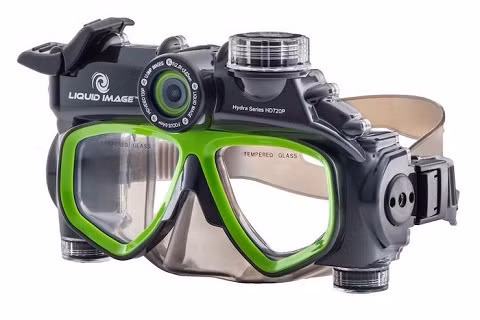  6. Mặt nạ Liquid Image Model 305. Lý tưởng dành cho việc lặn, chiếc mặt nạ này sẽ cho phép bạn quay 720p tất cả những gì bạn thấy dưới nước. Được trang bị cổng Micro SD để gắn thẻ nhớ 32GB (tối đa), nó cũng chiếu sáng cho "đối tượng" mà nó quay. Và cảm biến 12 megapixel cũng sẽ cho phép bạn chụp lại những bức ảnh tuyệt đẹp. Giá :119 USD !