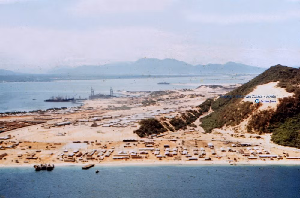 Toàn cảnh khu căn cứ Mỹ trên bãi Đỏ, Cam Ranh.