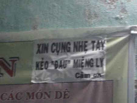 Tấm biển thông báo khiến bạn phải phì cười vì sự hài hước, dí dỏm.