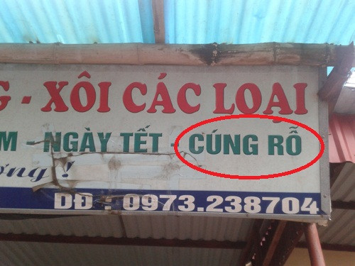 Những tấm biển quảng cáo sai lỗi chính tả đầy rẫy trên đường phố, cúng giỗ chứ không phải cúng rỗ...