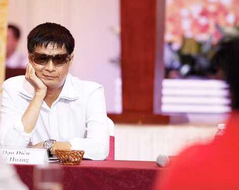 Dao dien Le Hoang gui tam thu cho Midu giua tam bao