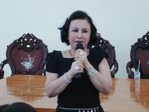 Nu dai gia Viet va nhung tai tieng “kho do“-Hinh-3