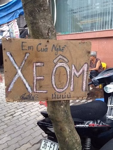 Em của nghề xe ôm... ú u ú ù... theo phiên bản "Em của ngày hôm qua".