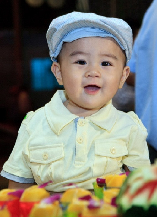 Thiếu gia Hằng Hữu chính thức trở thành Chủ tịch HĐQT Công ty cổ phần Đại Nam, với hơn 2.000 nhân viên và sở hữu khối tài sản "khủng".