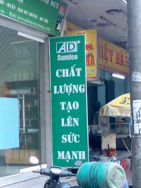 Cuoi te ghe, moi ham vi bien quang cao qua hai huoc-Hinh-2