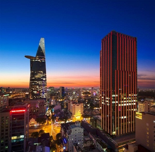 Dai gia dap bo Thuan Kieu plaza giau co nao?-Hinh-2