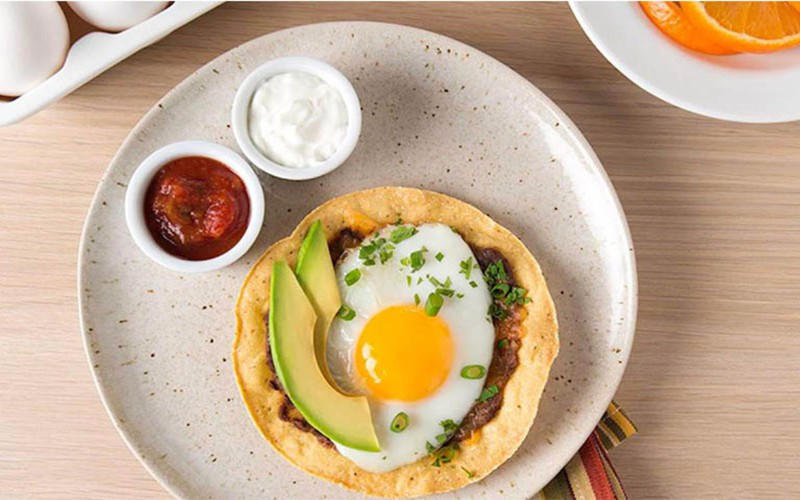 Thường xuyên bỏ bữa sáng có thể khiến lượng đường trong máu thấp và điều đó rất có hại cho não.