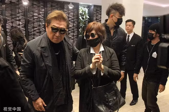 Loat be boi rung dong showbiz Hoa ngu bi lo the nao?-Hinh-7