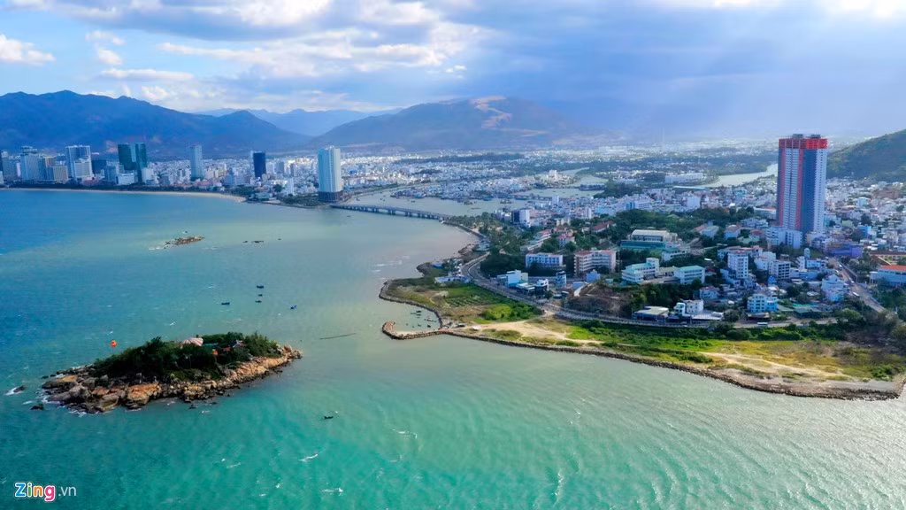 Du an Nha Trang Sao gia 33 trieu USD... thanh noi do rac, hut chich