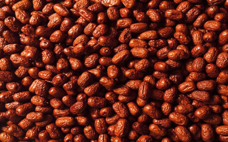 Tăng cường hệ miễn dịch: Táo tàu chứa polysacarit, giúp làm chậm quá trình oxy hóa của cơ thể bằng cách trung hòa các gốc tự do. Từ đó tăng cường khả năng miễn dịch của cơ thể và ngăn ngừa sự tấn công của bệnh tật.