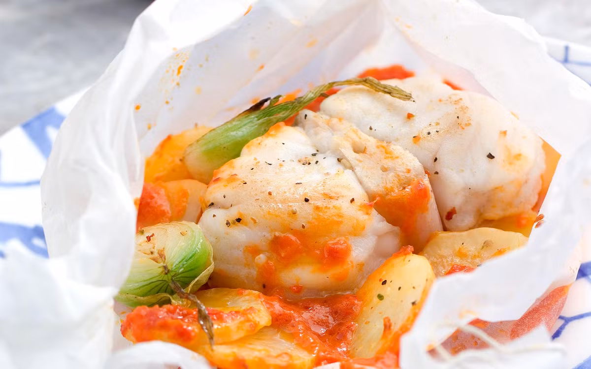 Khi được chế biến thành món hấp, thịt cá có vị ngọt đặc trưng, càng ăn càng thích, đây chính là đặc điểm khiến cho chúng được nhiều người yêu thích.