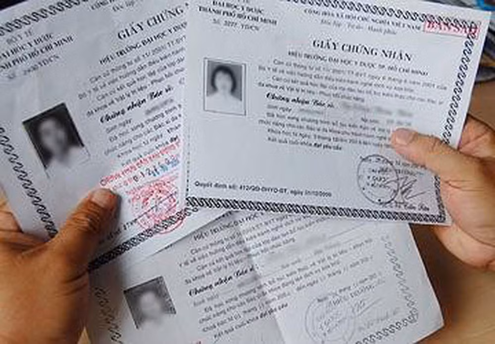 Bac si cho thue chung chi hanh nghe bi xu phat 35 trieu dong