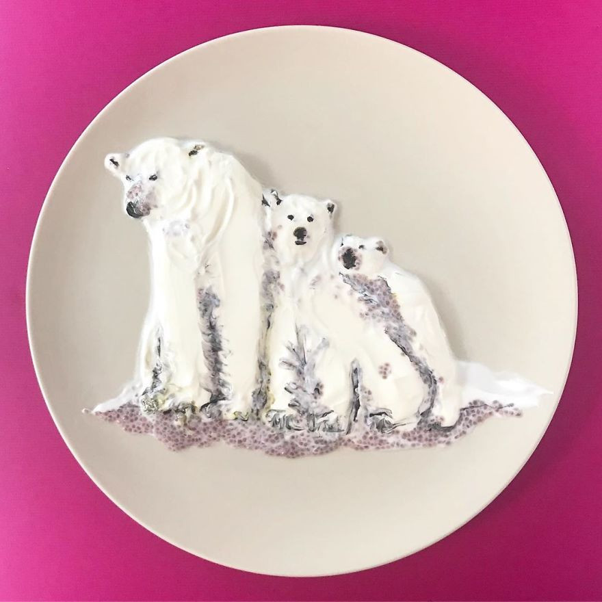 Những con gấu Bắc cực được tạo nên từ sữa chua Hy Lạp và hạt chia.