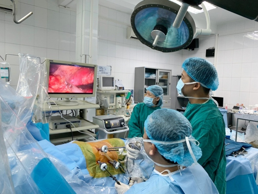 Lien tiep 2 ca ghep than thanh cong, cuu song benh nhi suy than giai doan cuoi-Hinh-2